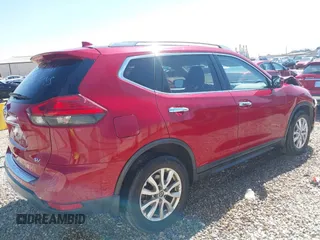 2017 Nissan Rogue SL z VIN JN8AT2MT1HW134475, wystawiony jako IAAI lot #41762159 z przebiegiem 163 689 mil mil oraz . Historia ofert i sprzedaży dostępna na DreamBid. Obrazek 4.