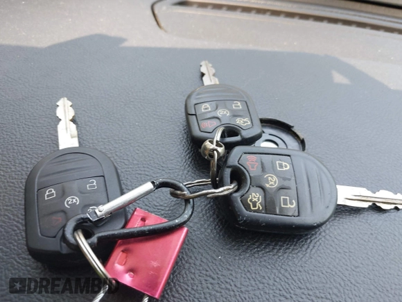 2013 Ford Taurus Limited с VIN 1FAHP2F81DG225389, выставлен на аукционе IAAI как лот 42429969 с пробегом 241 874 миль миль и . История ставок и продаж доступна на DreamBid. Изображение 11.