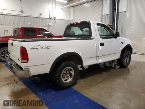 2003 Ford F-150 XL z VIN 2FTRF18W53CA96144, wystawiony jako Copart lot #47589205 z przebiegiem 246 767 mil mil oraz Czysty tytuł • Clean title. Historia ofert i sprzedaży dostępna na DreamBid. Obrazek 3.