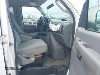 2007 Ford Econoline Passenger XL с VIN 1FBSS31L57DA97586, выставлен на аукционе IAAI как лот 41716412 с пробегом 206 233 миль миль и . История ставок и продаж доступна на DreamBid. Изображение 5.
