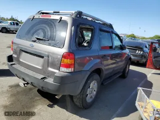 2002 Ford Escape Limited with VIN 1FMCU04122KD65674, listed as a Copart auction lot 56336504 with 199,739 mi miles and Salvage Title. Bid and sale history available at carsss.com. Image 3.