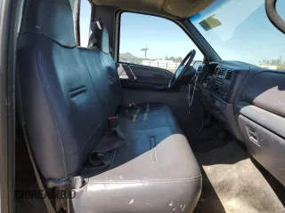 2000 Ford Super Duty F-250 XL with VIN 1FTNF20L0YEA61521, listed as a Copart auction lot 48381005 with 269,284 mi miles and Clean Title. Bid and sale history available at carsss.com. Image 10.