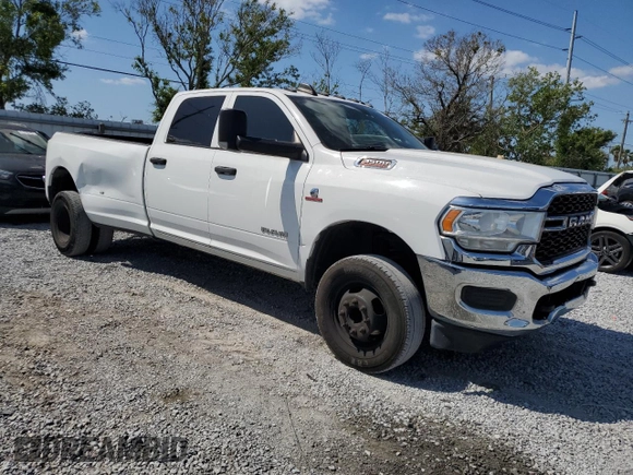 2020 Ram 3500 Tradesman with VIN 3C63RRGL4LG179383, listed as a Copart auction lot 51058535 with 99,586 mi miles and Clean Title. Bid and sale history available at carsss.com. Image 4.
