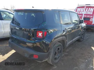 2017 Jeep Renegade Sport with VIN ZACCJAAB7HPF43822, listed as a IAAI auction lot 41752500 with Not Provided miles and . Bid and sale history available at DreamBid. Image 4.