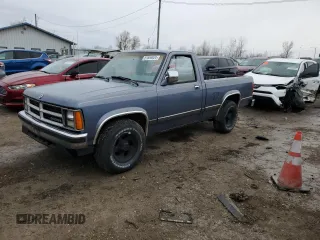 1989 Dodge Dakota with VIN 1B7FL26X3KS146546, listed as a Copart auction lot 81859624 with 16,824 mi miles and Clean Title. Bid and sale history available at carsss.com. Image 1.
