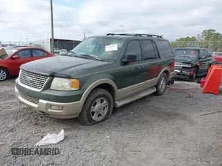 2005 Ford Expedition Eddie Bauer with VIN 1FMFU185X5LB10902, listed as a IAAI auction lot 41184953 with 246,143 mi miles. Bid and sale history available at carsss.com. Image 2.