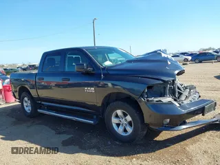 2017 Ram 1500 Express z VIN 1C6RR7KG4HS665409, wystawiony jako IAAI lot #41674384 z przebiegiem 89 187 mil mil oraz . Historia ofert i sprzedaży dostępna na DreamBid. Obrazek 14.