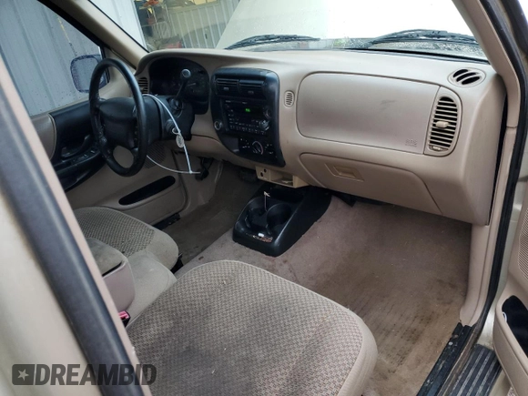2000 Ford Ranger XL with VIN 1FTYR14V1YTA25925, listed as a Copart auction lot 42436315 with 199,952 mi miles and Salvage Title. Bid and sale history available at DreamBid. Image 8.