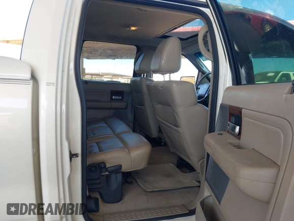2008 Ford F-150 XLT z VIN 1FTPW12V48FB14779, wystawiony jako IAAI lot #41382815 z przebiegiem 207 483 mil mil oraz . Historia ofert i sprzedaży dostępna na DreamBid. Obrazek 8.