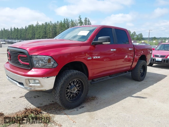 2009 Dodge 1500 Laramie z VIN 1D3HV13T79S708304, wystawiony jako IAAI lot #42445125 z przebiegiem 179 069 mil mil oraz . Historia ofert i sprzedaży dostępna na DreamBid. Obrazek 17.