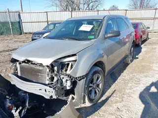 2015 Chevrolet Equinox LS z VIN 2GNALAEK7F1123357, wystawiony jako IAAI lot #41080356 z przebiegiem 76 892 mil mil oraz . Historia ofert i sprzedaży dostępna na DreamBid. Obrazek 2.