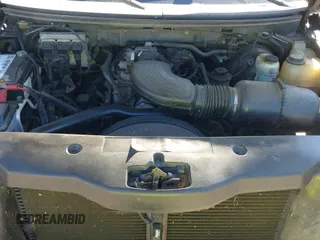 2005 Ford F-150 XL с VIN 1FTRF14WX5NB90054, выставлен на аукционе IAAI как лот 43073782 с пробегом 151 965 миль миль и . История ставок и продаж доступна на DreamBid. Изображение 14.