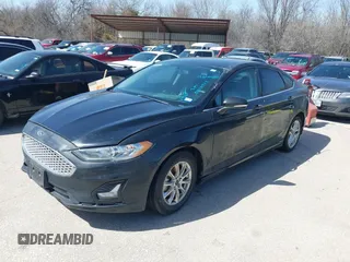 2018 Ford Fusion S with VIN 3FA6P0G70JR262570, listed as a IAAI auction lot 41726472 with 77,658 mi miles. Bid and sale history available at carsss.com. Image 2.