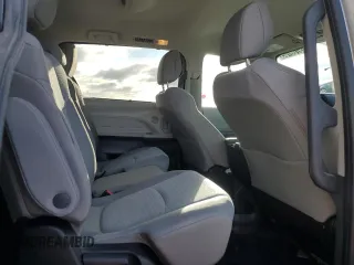 2024 Toyota Sienna LE with VIN 5TDGRKEC7RS197259, listed as a Copart auction lot 49706705 with 14,671 mi miles and Clean Title. Bid and sale history available at carsss.com. Image 11.