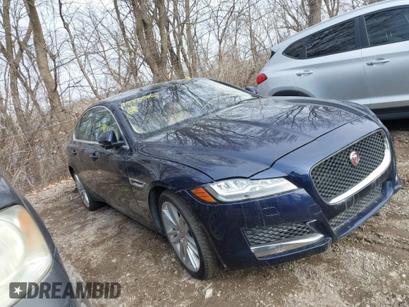 2018 Jaguar XF with VIN SAJBE4EV5JCY56577, listed as a IAAI auction lot 41914319 with 90,307 mi miles and . Bid and sale history available at DreamBid. Image 1.