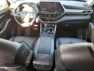 2023 Toyota Highlander L with VIN 5TDKDRAH7PS009775, listed as a Copart auction lot 61952625 with 55,475 mi miles and Salvage title. Bid and sale history available at DreamBid. Image 8.