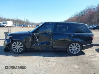 2013 Land Rover Range Rover SC z VIN SALGS2EFXDA102996, wystawiony jako IAAI lot #41860343 z przebiegiem Nie podano mil oraz . Historia ofert i sprzedaży dostępna na DreamBid. Obrazek 13.