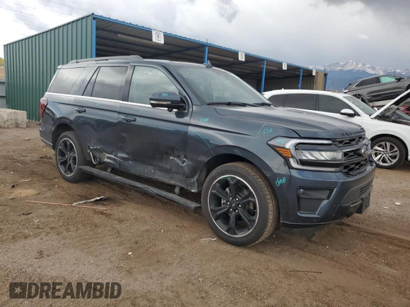 2024 Ford Expedition Limited с VIN 1FMJU2A81REA82227, выставлен на аукционе Copart как лот 54716135 с пробегом 1 901 миль миль и Списание • Salvage title. История ставок и продаж доступна на DreamBid. Изображение 4.