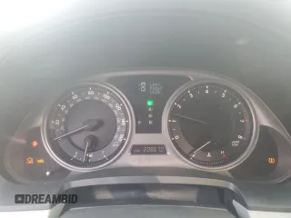 2006 Lexus IS 250 with VIN JTHCK262465005997, listed as a Copart auction lot 54251915 with 208,670 mi miles and Salvage Title. Bid and sale history available at DreamBid. Image 9.