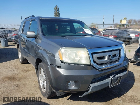 2009 Honda Pilot EX with VIN 5FNYF48439B036957, listed as a IAAI auction lot 41656284 with 199,115 mi miles. Bid and sale history available at carsss.com. Image 1.