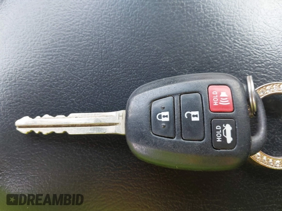 2015 Toyota Camry XLE with VIN 4T1BF1FK6FU497591, listed as a IAAI auction lot 41882658 with 149,394 mi miles and . Bid and sale history available at DreamBid. Image 11.