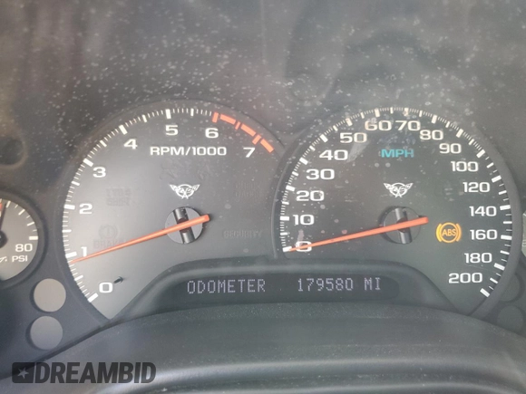 2002 Chevrolet Corvette with VIN 1G1YY22G525135359, listed as a Copart auction lot 68441264 with 179,580 mi miles and Salvage Title. Bid and sale history available at carsss.com. Image 9.