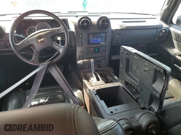 2006 Hummer H2 z VIN 5GRGN23U36H115579, wystawiony jako Copart lot #55753045 z przebiegiem 166 133 mil mil oraz Tytuł czysty. Historia ofert i sprzedaży dostępna na DreamBid. Obrazek 8.