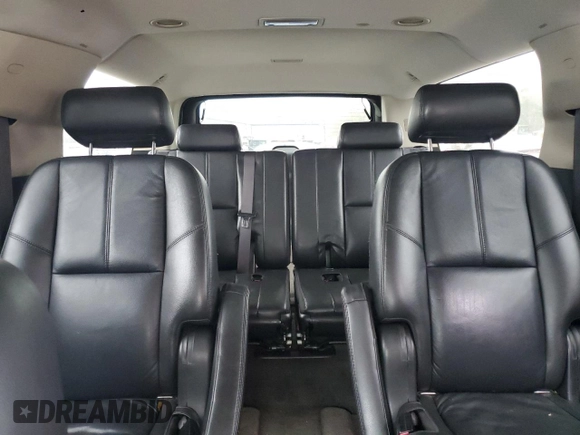 2008 GMC Yukon XL SLT 4SB z VIN 1GKFC16078R204417, wystawiony jako Copart lot #49478375 z przebiegiem 275 713 mil mil oraz Szkoda całkowita • Salvage title. Historia ofert i sprzedaży dostępna na DreamBid. Obrazek 10.