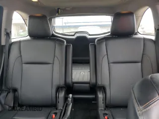 2018 Toyota Highlander SE with VIN 5TDJZRFH3JS494235, listed as a Copart auction lot 57256135 with 69,059 mi miles and Clean title. Bid and sale history available at DreamBid. Image 10.