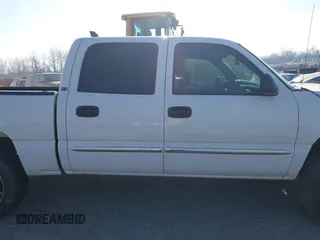 2006 GMC Sierra 1500 SLT with VIN 2GTEK13Z161259108, listed as a IAAI auction lot 41900305 with 254,027 mi miles and . Bid and sale history available at carsss.com. Image 13.