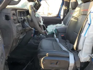 2024 Jeep Wrangler Rubicon z VIN 1C4PJXCG1RW298288, wystawiony jako Copart lot #81371914 z przebiegiem 4 445 mil mil oraz Szkoda całkowita • Salvage title. Historia ofert i sprzedaży dostępna na DreamBid. Obrazek 7.