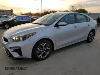 2019 Kia Forte LXS z VIN 3KPF24AD5KE092505, wystawiony jako Copart lot #49099065 z przebiegiem 124 673 mil mil oraz Czysty tytuł • Clean title. Historia ofert i sprzedaży dostępna na DreamBid. Obrazek 1.