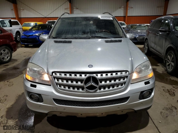 2006 Mercedes-Benz M-Class 5.0L with VIN 4JGBB75E96A003154, listed as a Copart auction lot 43232435 with 224,903 mi miles and Salvage Title. Bid and sale history available at carsss.com. Image 5.