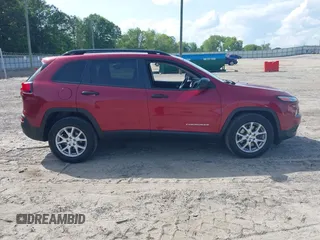 2016 Jeep Cherokee Sport z VIN 1C4PJLAB8GW264586, wystawiony jako IAAI lot #42240413 z przebiegiem 157 202 mil mil oraz . Historia ofert i sprzedaży dostępna na DreamBid. Obrazek 13.
