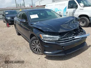 2021 Volkswagen Jetta S z VIN 3VWC57BU6MM094120, wystawiony jako IAAI lot #42712832 z przebiegiem 82 405 mil mil oraz . Historia ofert i sprzedaży dostępna na DreamBid. Obrazek 1.