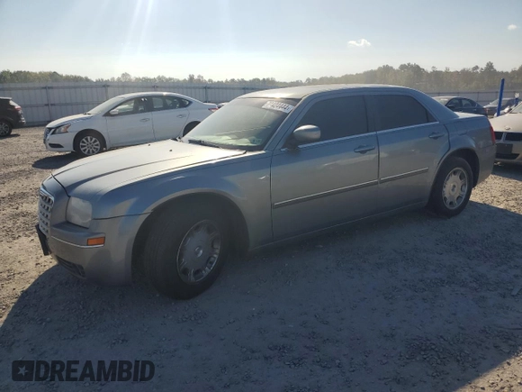 2006 Chrysler 300 Touring with VIN 2C3LA53G56H532465, listed as a Copart auction lot 74424444 with 221,309 mi miles and Salvage Title. Bid and sale history available at carsss.com. Image 1.