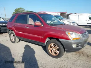 2005 Kia Sportage LX with VIN KNDJF723457078461, listed as a IAAI auction lot 41948080 with 104,330 mi miles and . Bid and sale history available at carsss.com. Image 1.