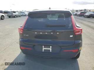 2021 Volvo XC40 z VIN YV4ED3UR2M2567418, wystawiony jako Copart lot #54073465 z przebiegiem 20 221 mil mil oraz Szkoda całkowita • Salvage title. Historia ofert i sprzedaży dostępna na DreamBid. Obrazek 6.