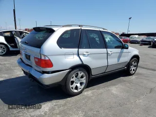 2003 BMW X5 4.4i with VIN 5UXFB33593LH46982, listed as a Copart auction lot 70518194 with 333,463 mi miles and Salvage Title. Bid and sale history available at carsss.com. Image 3.