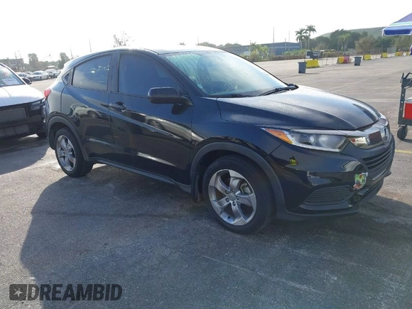 2021 Honda HR-V LX with VIN 3CZRU5H33MM730828, listed as a IAAI auction lot 41500882 with 48,503 mi miles. Bid and sale history available at carsss.com. Image 1.
