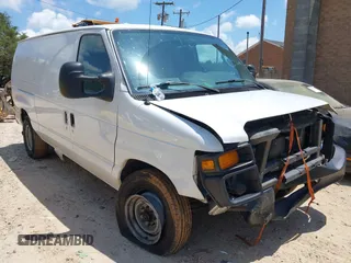 2014 Ford Econoline Cargo Commercial z VIN 1FTNE2EL8EDA48545, wystawiony jako IAAI lot #42326165 z przebiegiem 396 949 mil mil oraz . Historia ofert i sprzedaży dostępna na DreamBid. Obrazek 1.