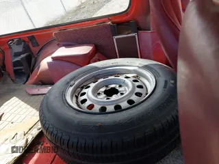 1984 Chevrolet Blazer z VIN 1G8CT18B1E8203630, wystawiony jako IAAI lot #42143372 z przebiegiem 15 mil mil oraz . Historia ofert i sprzedaży dostępna na DreamBid. Obrazek 8.