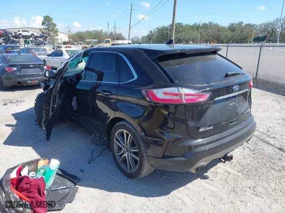2019 Ford Edge Titanium with VIN 2FMPK3K95KBC57853, listed as a IAAI auction lot 41584769 with 52,932 mi miles. Bid and sale history available at carsss.com. Image 3.