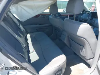 2008 Toyota Avalon XL with VIN 4T1BK36B88U322799, listed as a IAAI auction lot 42183577 with 185,655 mi miles. Bid and sale history available at carsss.com. Image 8.