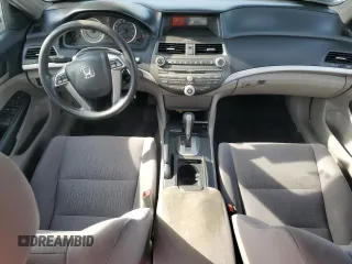 2011 Honda Accord LX z VIN 1HGCP2F32BA024983, wystawiony jako Copart lot #57940145 z przebiegiem 152 832 mil mil oraz Nie do naprawy • Non repairable. Historia ofert i sprzedaży dostępna na DreamBid. Obrazek 8.