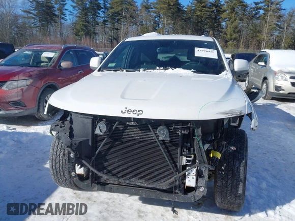 2017 Jeep Grand Cherokee Laredo with VIN 1C4RJFAGXHC959094, listed as a IAAI auction lot 41596916 with 94,611 mi miles. Bid and sale history available at carsss.com. Image 6.