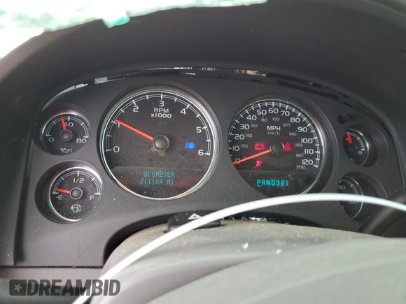 2008 Chevrolet Suburban LTZ with VIN 1GNFC16J48R118641, listed as a Copart auction lot 66723344 with 211,164 mi miles and Salvage Title. Bid and sale history available at carsss.com. Image 9.