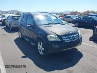 2008 Mercedes-Benz M 3.0L CDI with VIN 4JGBB22E08A330357, listed as a IAAI auction lot 40260219 with 169,967 mi miles. Bid and sale history available at carsss.com. Image 1.