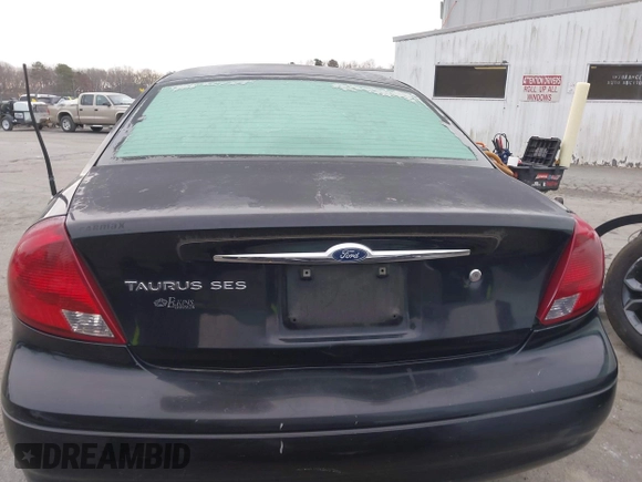 2000 Ford Taurus SE with VIN 1FAFP53U9YA252519, listed as a IAAI auction lot 41247046 with 317,910 mi miles and . Bid and sale history available at DreamBid. Image 15.