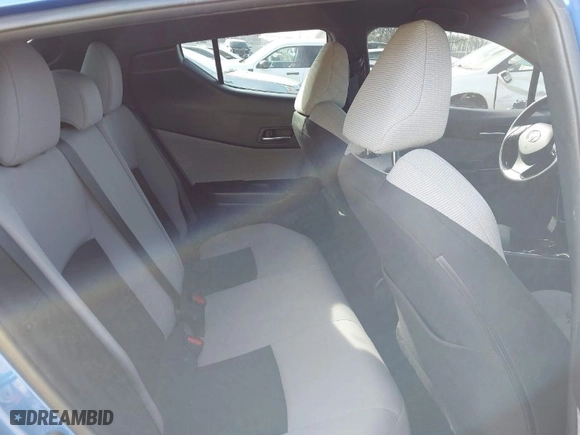 2019 Toyota C-HR XLE with VIN NMTKHMBX2KR091404, listed as a IAAI auction lot 41825675 with 64,255 mi miles. Bid and sale history available at carsss.com. Image 8.